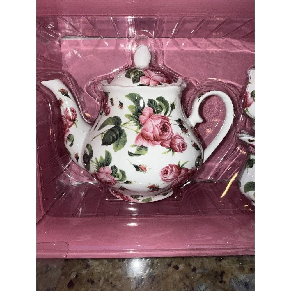 NIB - Kent Pottery Tea Pot  Sugar &‎ Creamer set Pretty Violets Spring flowers